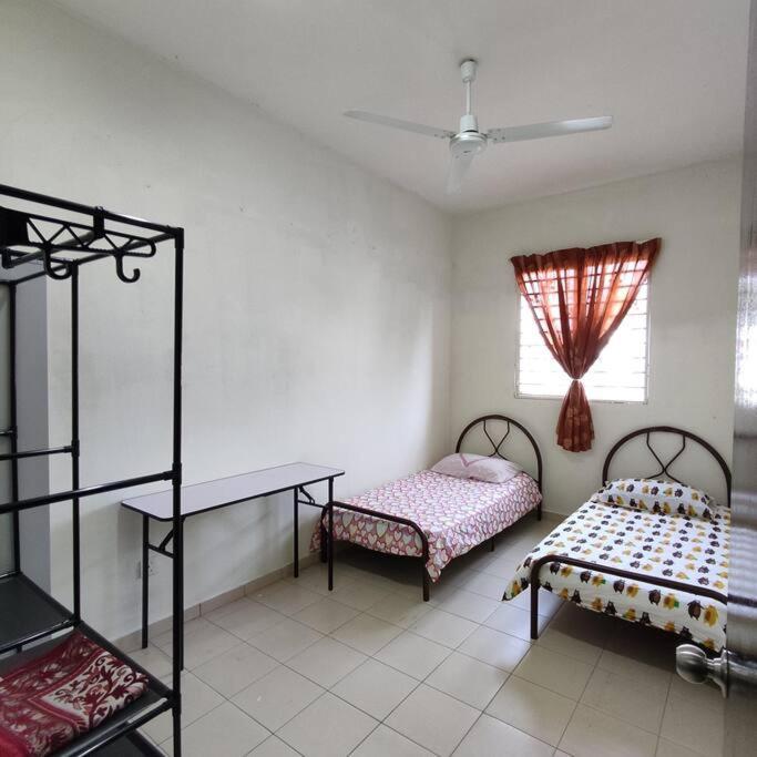 Homestay Nilai Luaran gambar